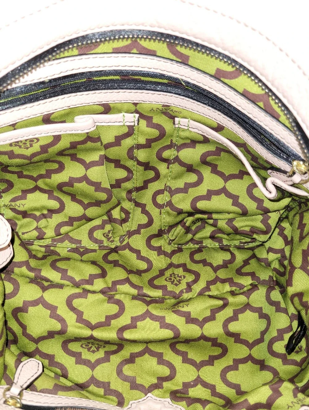 Oryany Blush Leather Shoulder Bag with Gold Turn-Lock Top Zip Bag.